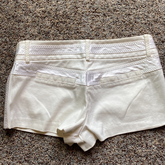 Marciano shorts size 2 - Picture 2 of 4